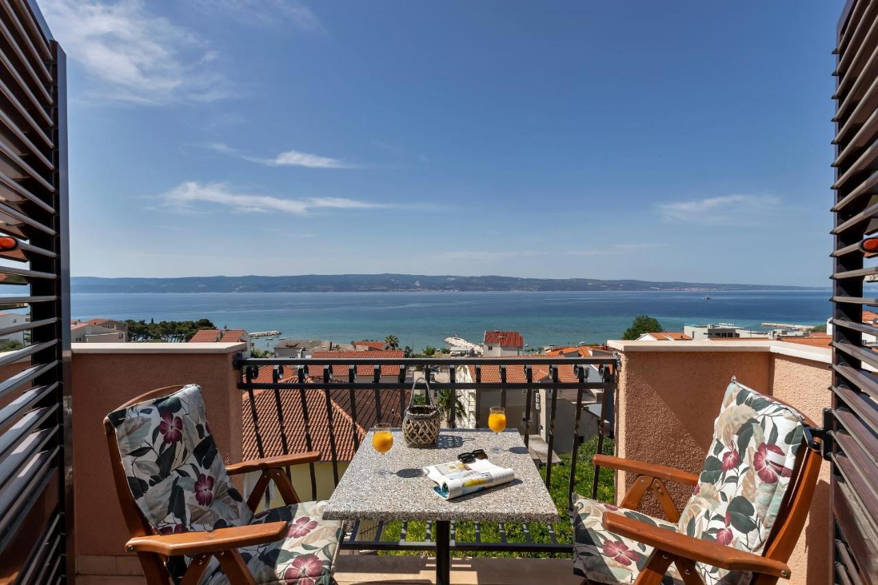 Apartments And Rooms With Parking Space Duce, Omis - 10303 Duće Exterior foto
