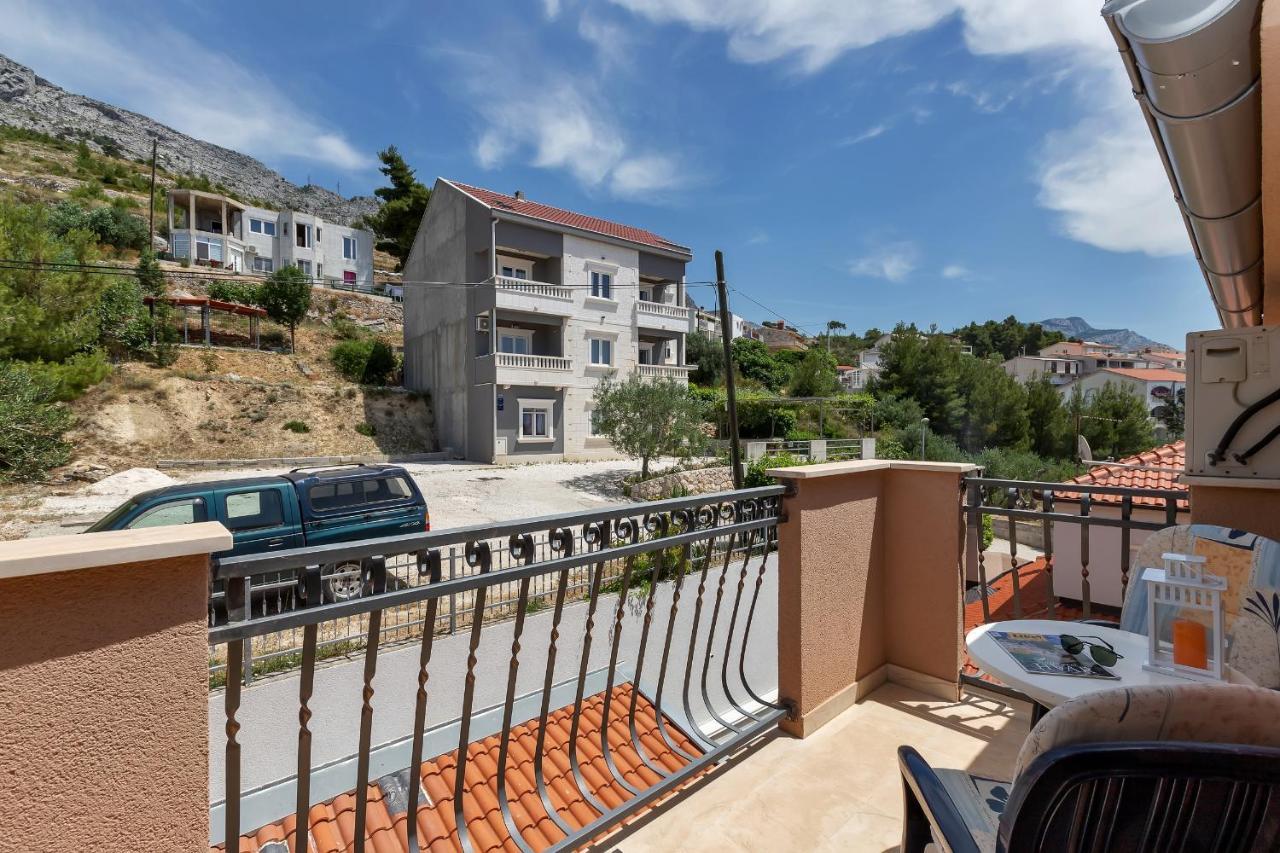 Apartments And Rooms With Parking Space Duce, Omis - 10303 Duće Exterior foto