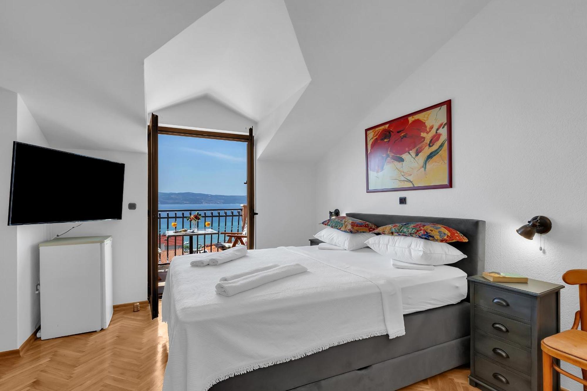 Apartments And Rooms With Parking Space Duce, Omis - 10303 Duće Quarto foto